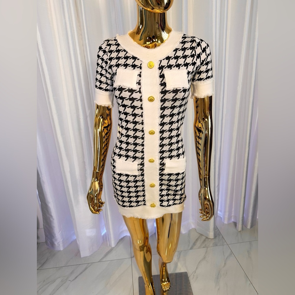 Black & White mini dress (stretchy)